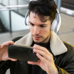 Cinco funciones móviles que marcan la diferencia para influencers y streamers gamers