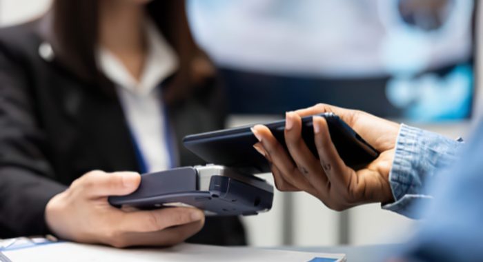 BCRP aprueba reglamento para pagos inmediatos con celular, DNI y QR y refuerza la interoperabilidad financiera