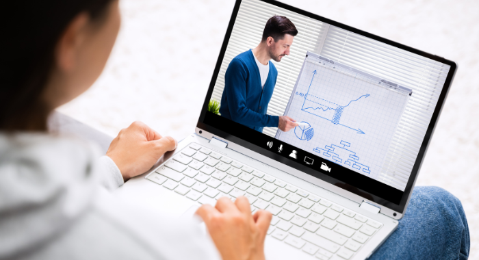 Del aula a la pantalla: 4 cambios que están revolucionando el aprendizaje